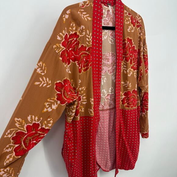 Free people forget me not kimono cardigan size small red floral brunch cover up - Picture 3 of 11